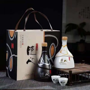 茅臺鎮(zhèn)酒業(yè)高端禮品定制白酒OEM貼牌